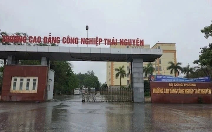 Tinh hinh suc khoe nhom hoc sinh Truong Cao dang Cong nghiep Thai Nguyen