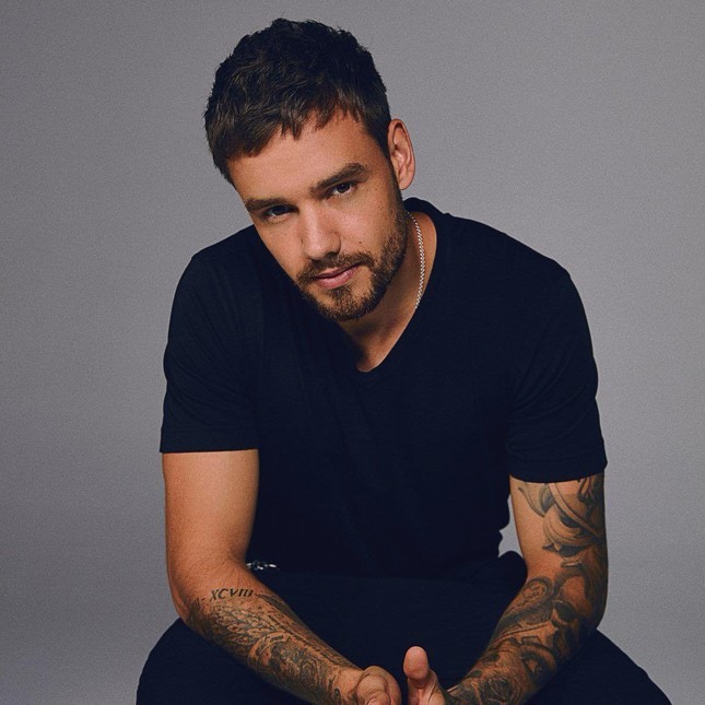 Liam Payne nga tu ban cong qua doi o tuoi 31