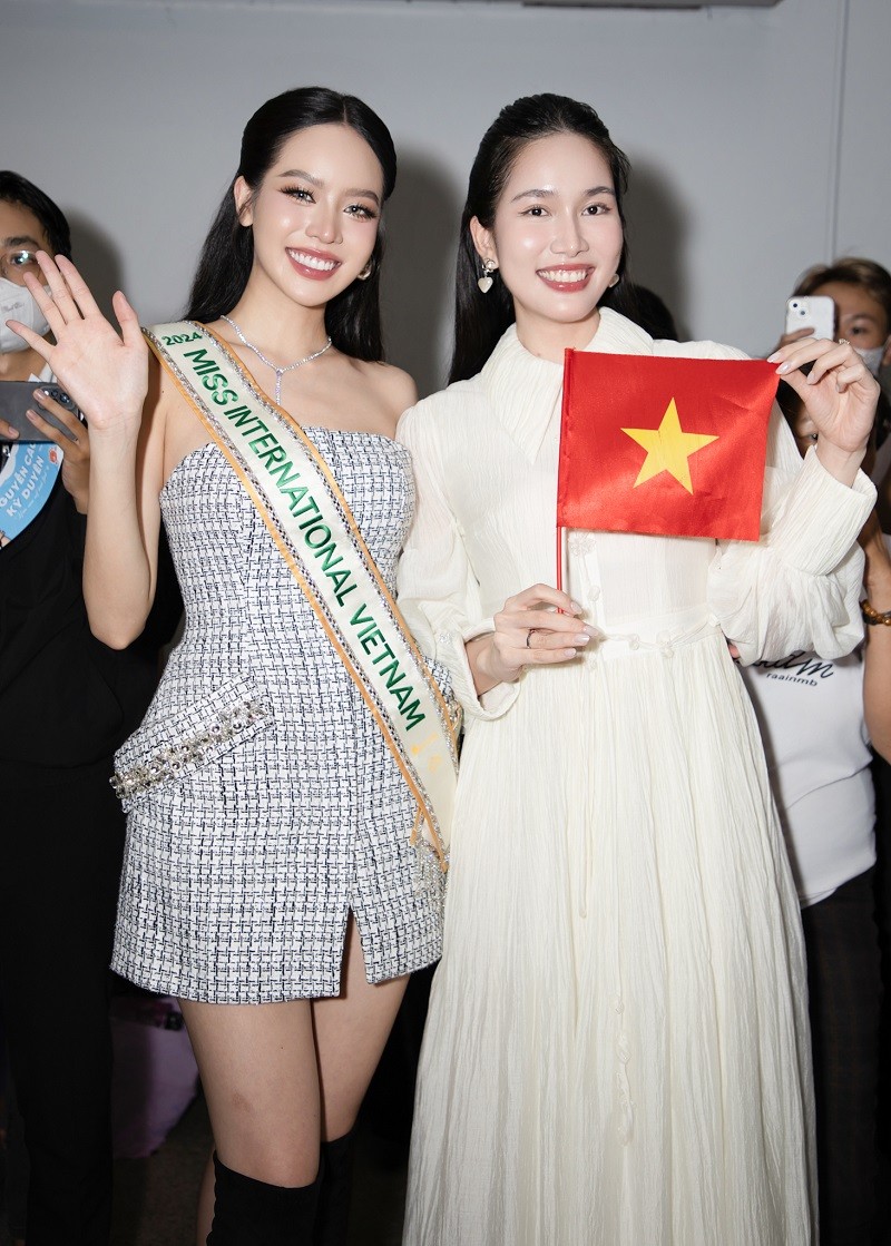 Thanh Thuy mang 150 kg hanh ly du thi Miss International 2024-Hinh-12