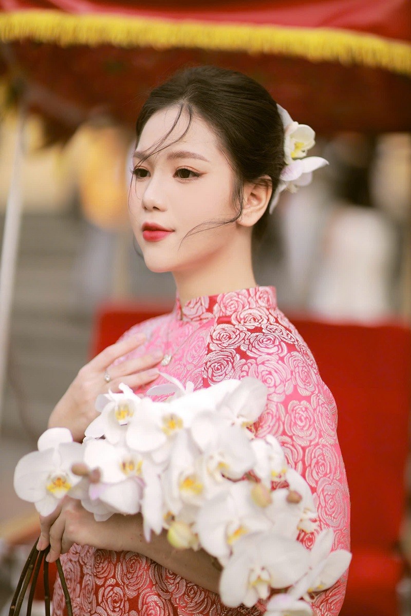 Tiet lo hai nguoi thay dac biet cua ca si Minh Phuong-Hinh-11