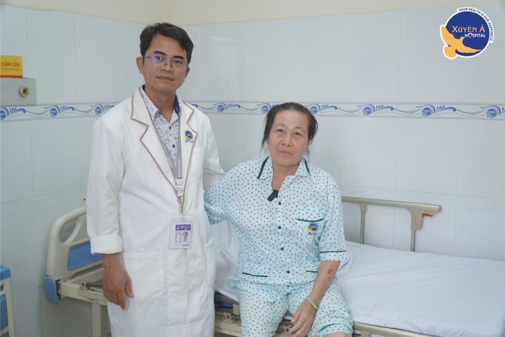 Chân đau phải mổ cấp cứu vì tắc tĩnh mạch chậu đùi cấp - Hình 4 Chan dau phai mo cap cuu vi tac tinh mach chau dui cap-Hinh-4