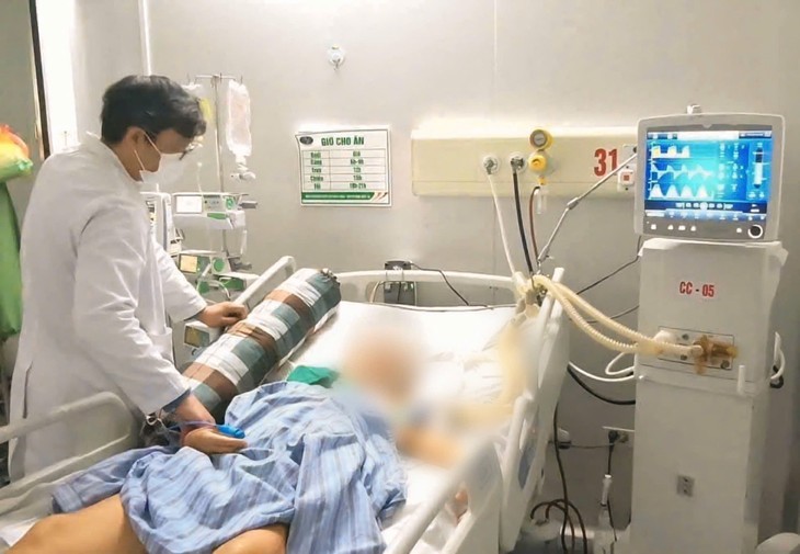 Suy gan nguy kịch do chủ quan với viêm gan B Suy gan nguy kich do chu quan voi viem gan B