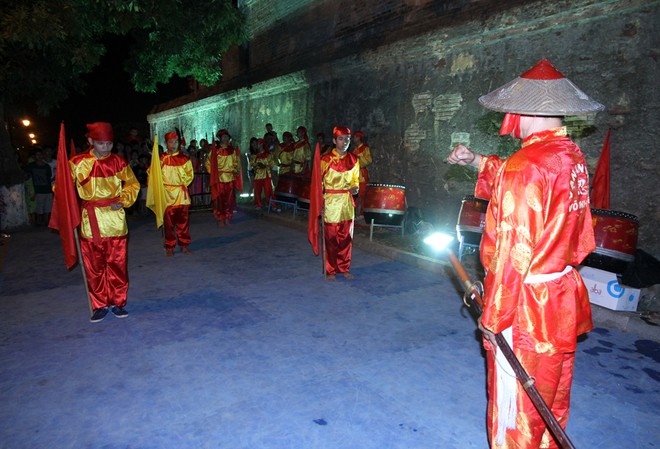 Dong hac ho va bi mat cong phu cam y ve trieu Nguyen