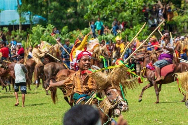 Ky la vung dat dam nhau den chay mau de tuoi cho tot dat (Phan 1)-Hinh-2