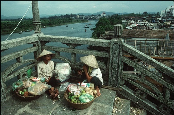 Nhip song hoi ha o Quang Ninh nam 1994-1995-Hinh-11