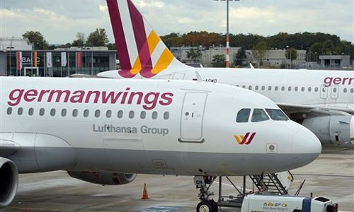 Phi cong Germanwings dinh cong sau vu may bay Airbus A320 roi