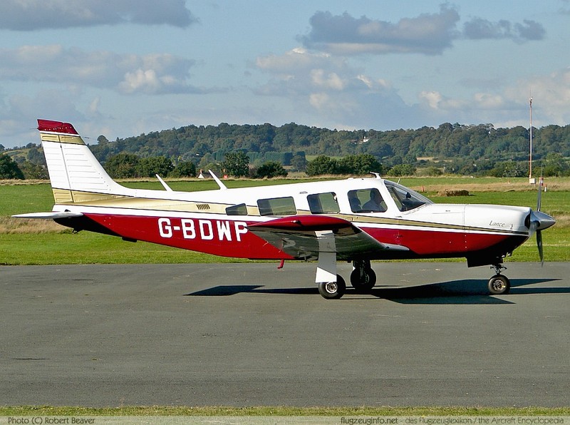 Soi may bay Piper PA-32 bi roi o Dominica-Hinh-5