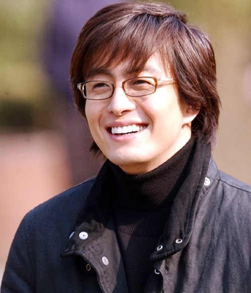 Bae Yong Joon co bao nhieu tien de cuoi vo tre-Hinh-3