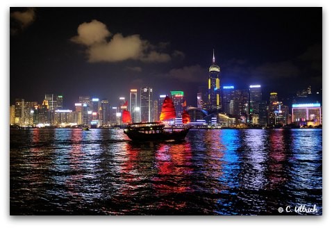 Soi cang Victoria hoanh trang nhat Hong Kong vua bi chay-Hinh-6