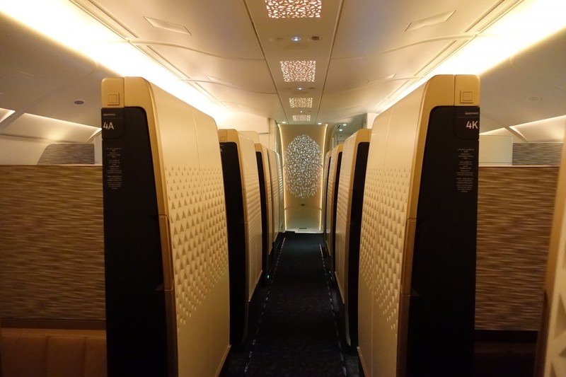 Soi dich vu “can ho hang nhat” tren sieu may bay A380