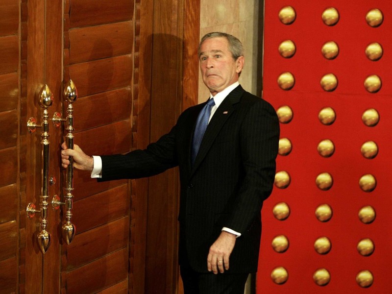 Hinh anh hai huoc kho quen ve ong George W. Bush-Hinh-13