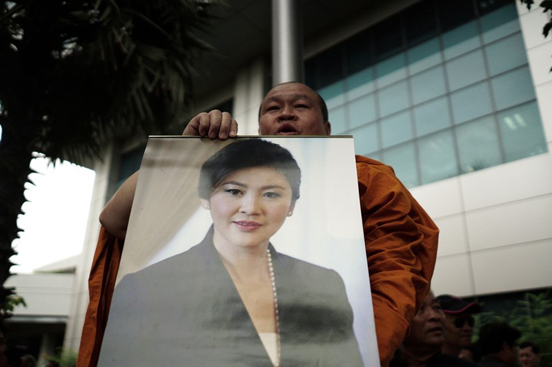 Ba Yingluck doi mat 10 nam tu giam tai phien toa cuoi cung-Hinh-8