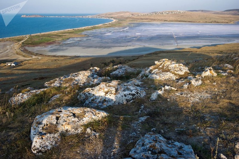 Tan muc ho tam bun chua benh noi tieng o Crimea-Hinh-14