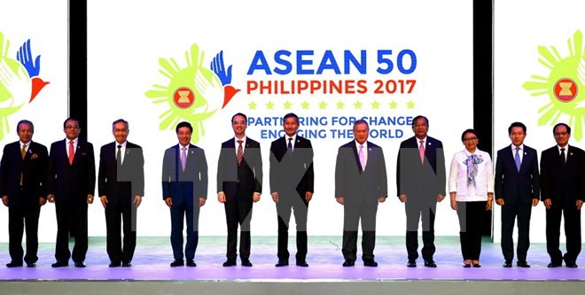 AMM 50: Cac ngoai truong ASEAN thong qua du thao khung COC