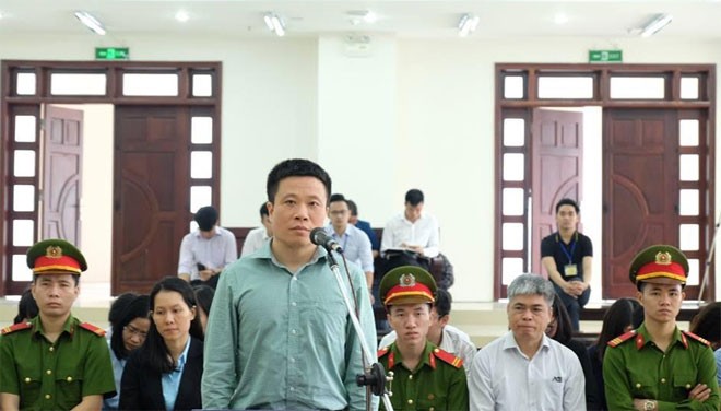 Nguyen Xuan Son xin boi thuong 45/49 ty dong de thoat an tu hinh-Hinh-2
