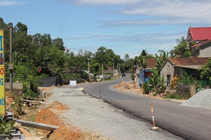 Ha Tinh: Diem uon luon kho hieu tren quoc lo tram ty