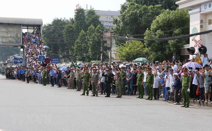 Hinh anh nguoi dan tien biet nguyen Tong Bi thu Do Muoi-Hinh-13