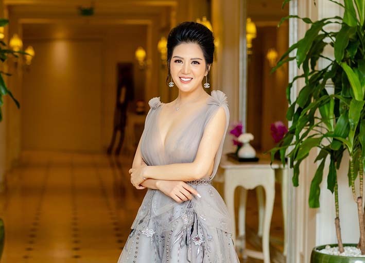 Dinh Hien Anh doi mat voi thi phi the nao khi cuoi chong hon 17 tuoi?-Hinh-6