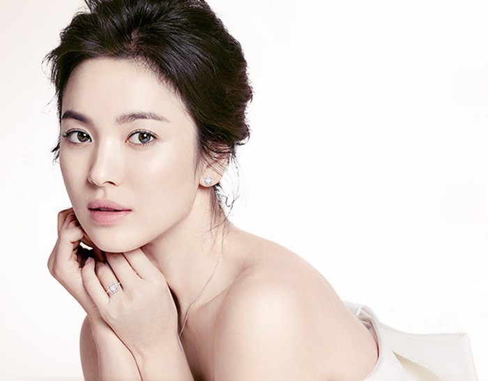 Song Hye Kyo bat mi cach giu nhan sac khong tuoi du ngap nghe U40-Hinh-8