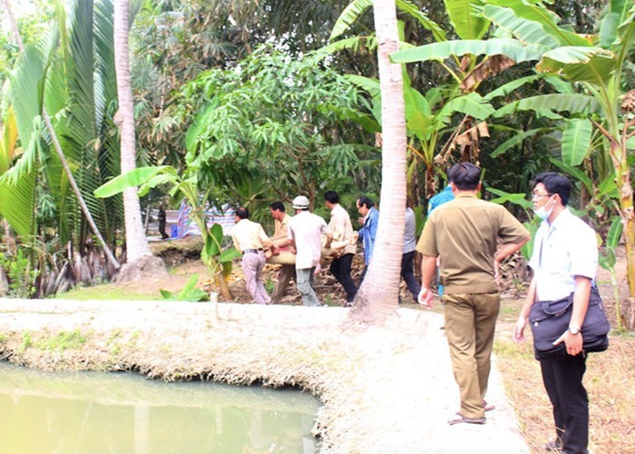 Hai phu nu bi sat hai trong dem do mau thuan tinh cam-Hinh-3