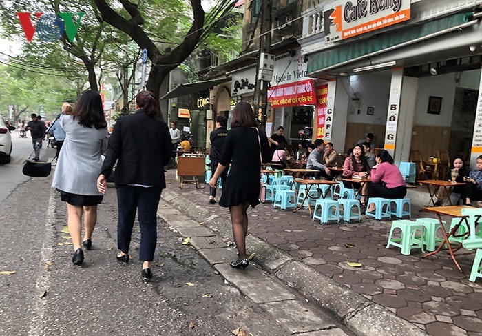 Het Tet, hang quan van lan chiem via he, long duong o Ha Noi-Hinh-8