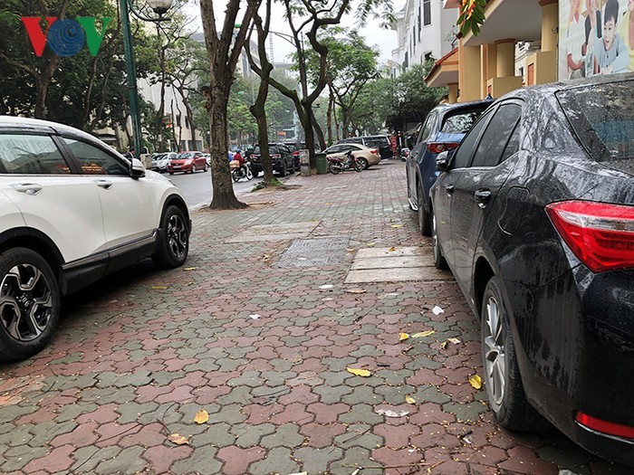 Het Tet, hang quan van lan chiem via he, long duong o Ha Noi