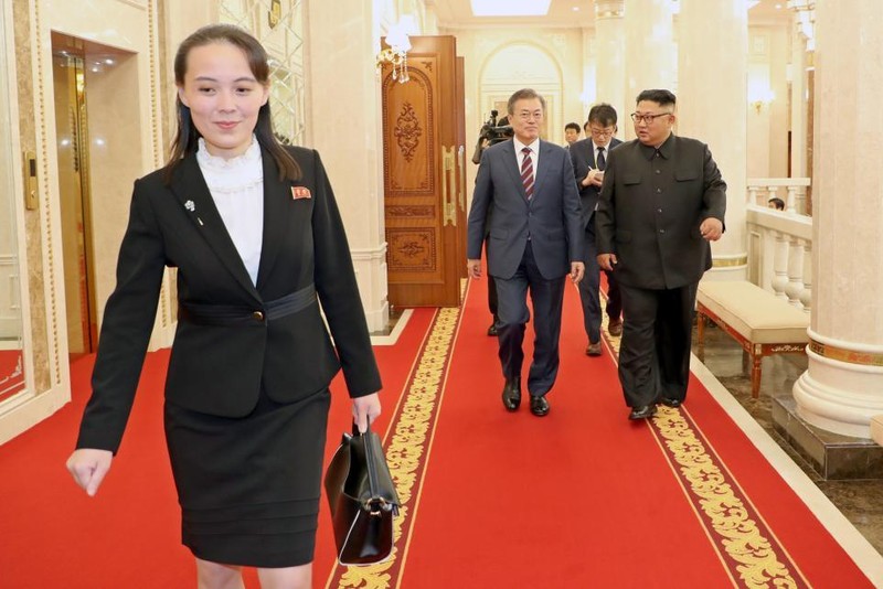 Em gai ong Kim Jong-un an mac gian di, thanh lich ra sao-Hinh-5