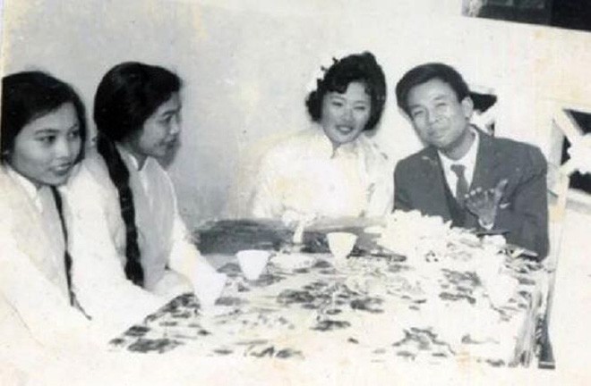 Loat anh cuoi cua co nghe si Van Hiep nam 1972 dep va xuc dong-Hinh-3