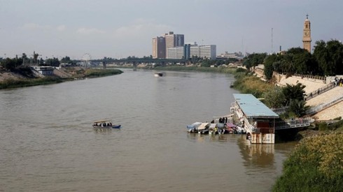 Chim pha tai Iraq khien hon 70 nguoi thiet mang