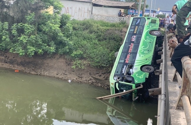 Thanh Hoa: Tam giam tai xe “ngu gat” lam hai nguoi tu vong