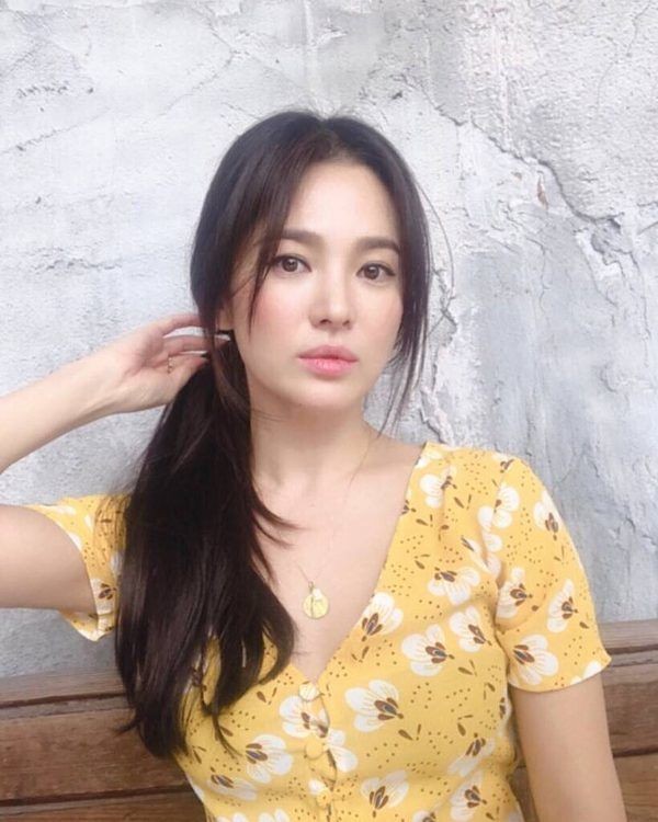 Song Hye Kyo thay doi phong cach trang diem sac sao hau ly hon-Hinh-4