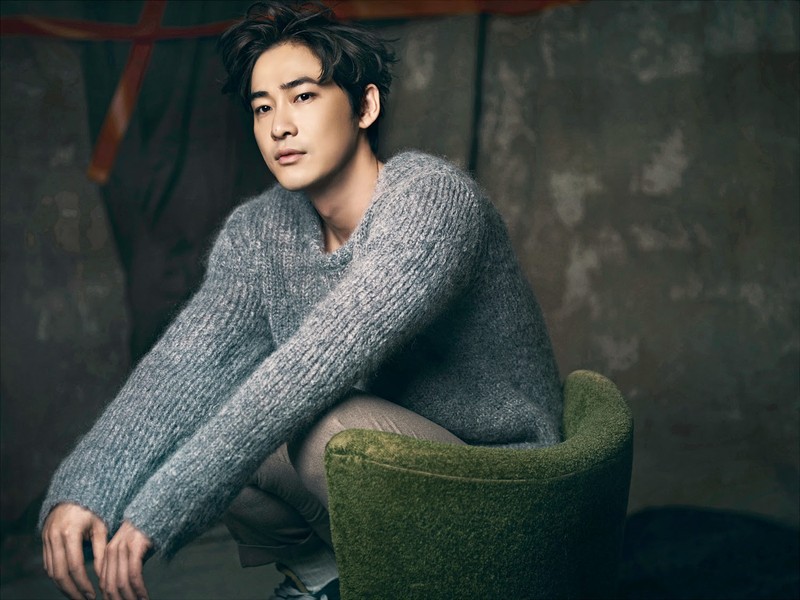 Tai tu bi bat vi toi hiep dam, Kang Ji Hwan co gu thoi trang ra sao?-Hinh-5