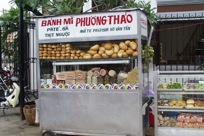 Bao Tay khen ngoi het loi 10 tiem banh mi ngon nhat Sai Gon