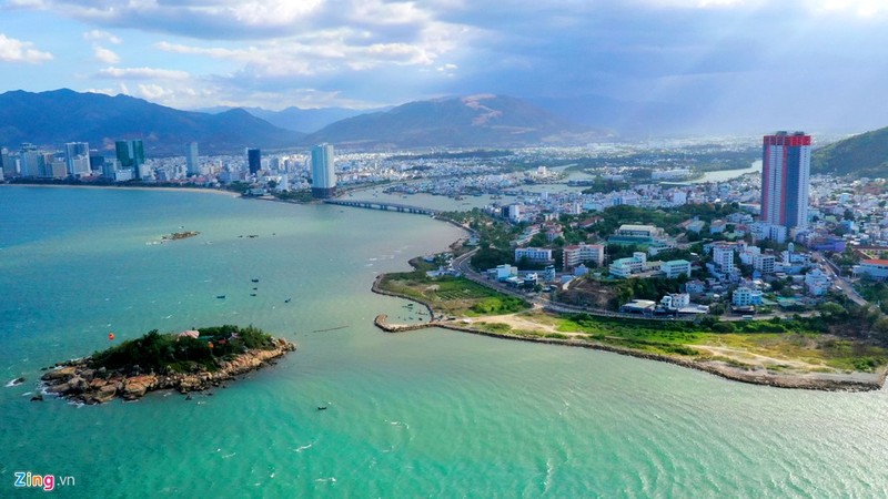 Du an Nha Trang Sao gia 33 trieu USD... thanh noi do rac, hut chich