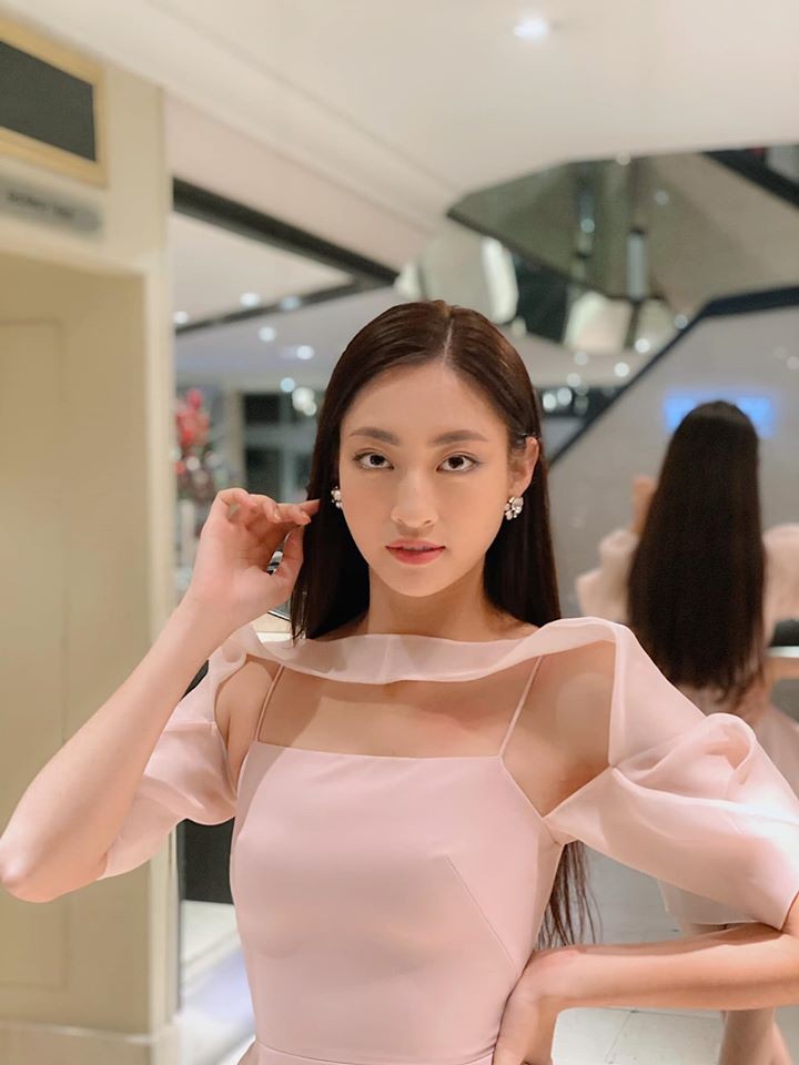 Ngam lai loat vay ao quyen ru cua Luong Thuy Linh tai cuoc thi Miss World 2019-Hinh-10