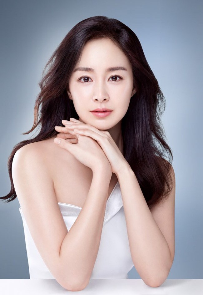 Bi kip gi giup Kim Tae Hee U40 van giu nhan sac tre trung-Hinh-4