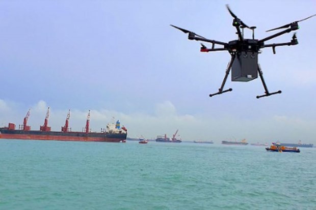 Singapore trien khai dich vu giao nhan hang hoa ngoai khoi bang drone