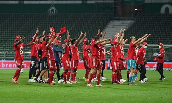 Bayern Munich lan thu 8 lien tiep gianh chuc vo dich Bundesliga-Hinh-2