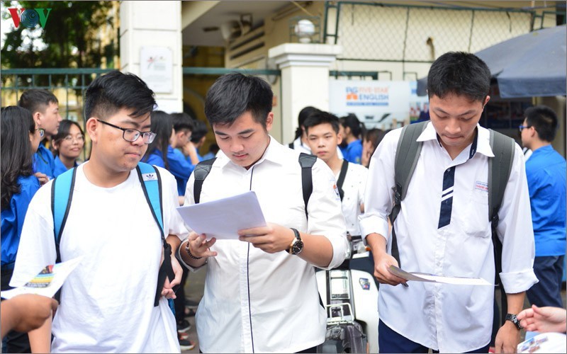 Tuyen sinh 2020: Can nhac dang ky de co hoi trung tuyen Dai hoc cao