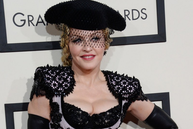 Diva Madonna luon giu voc dang nong bong ben nguoi tinh kem 36 tuoi-Hinh-2