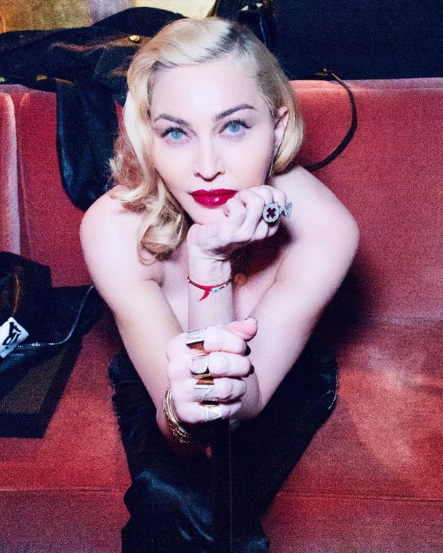 Diva Madonna luon giu voc dang nong bong ben nguoi tinh kem 36 tuoi-Hinh-9