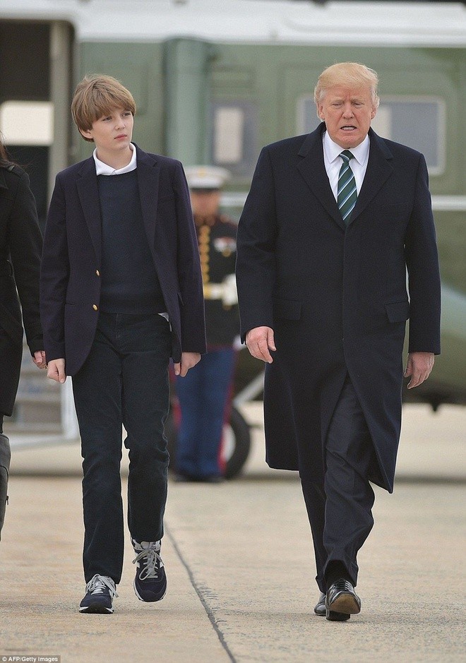 “Hoang tu Nha Trang” Barron Trump cao rao, an mac banh bao o tuoi 14-Hinh-8