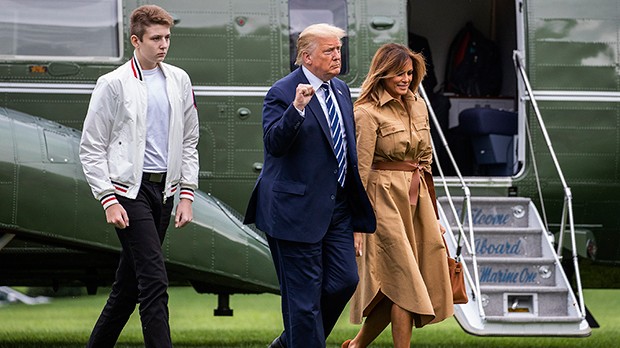 “Hoang tu Nha Trang” Barron Trump cao rao, an mac banh bao o tuoi 14