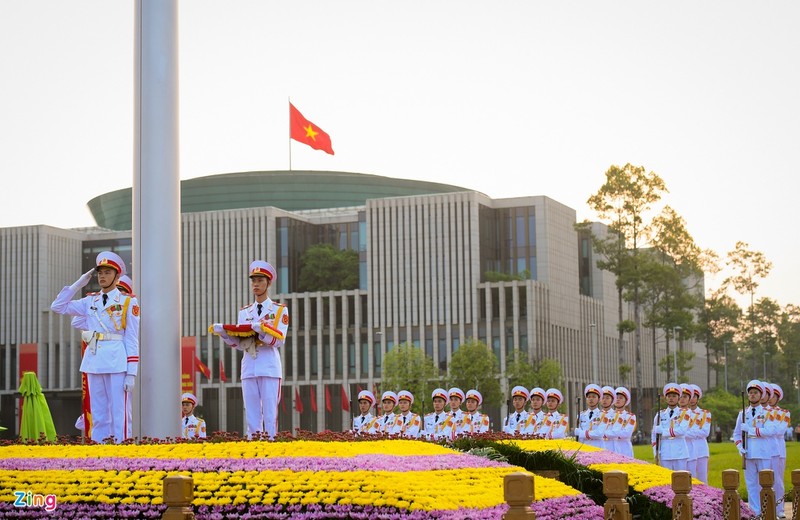 Le thuong co mung Quoc khanh o Lang Chu tich Ho Chi Minh-Hinh-6