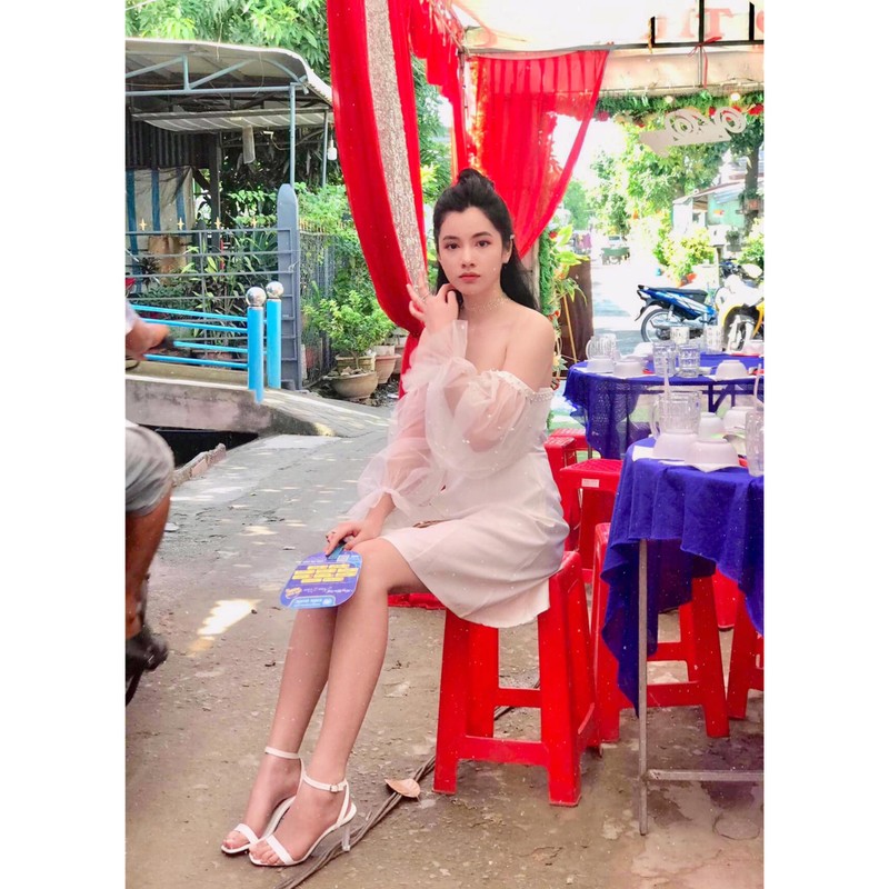 Ngam gu thoi trang nu tinh cua thi sinh 18 tuoi lot chung ket HHVN 2020-Hinh-8