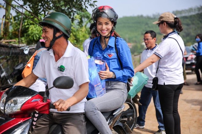 Trang phuc gian di sao Viet di tu thien duoc nguoi ham mo yeu men-Hinh-5