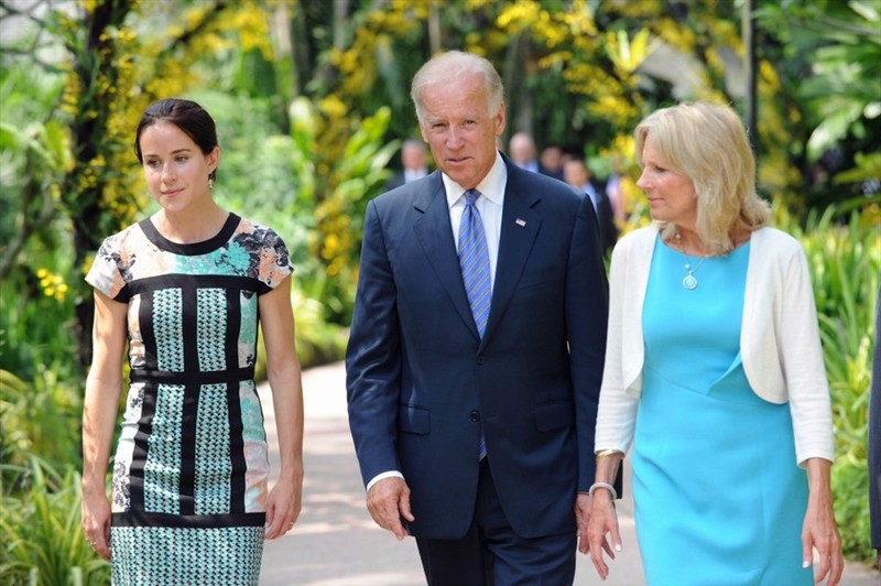 Gu an mac gian di cua ai nu nha ong Joe Biden-Hinh-3