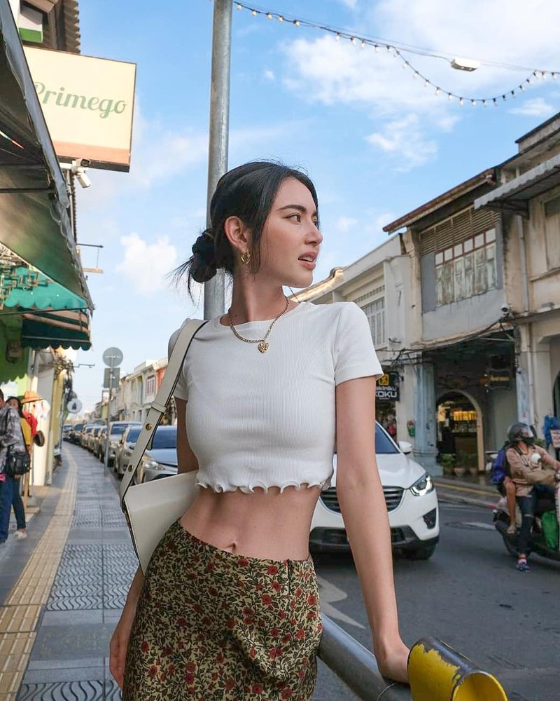 “Ma nu Thai Lan” Mai Davika “dot mat” fan voi trang phuc khoe eo thon 58cm-Hinh-8