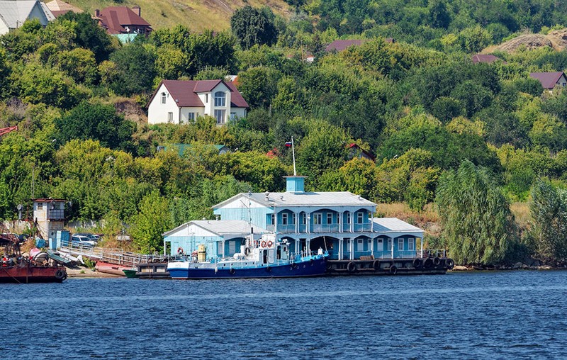 Khung canh lang que nuoc Nga ben dong Volga dep nhu tranh ve-Hinh-6