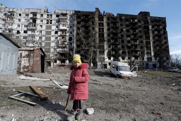Nhoi long canh hoang tan o Mariupol, Ukraine sau 4 tuan hung bom dan-Hinh-11